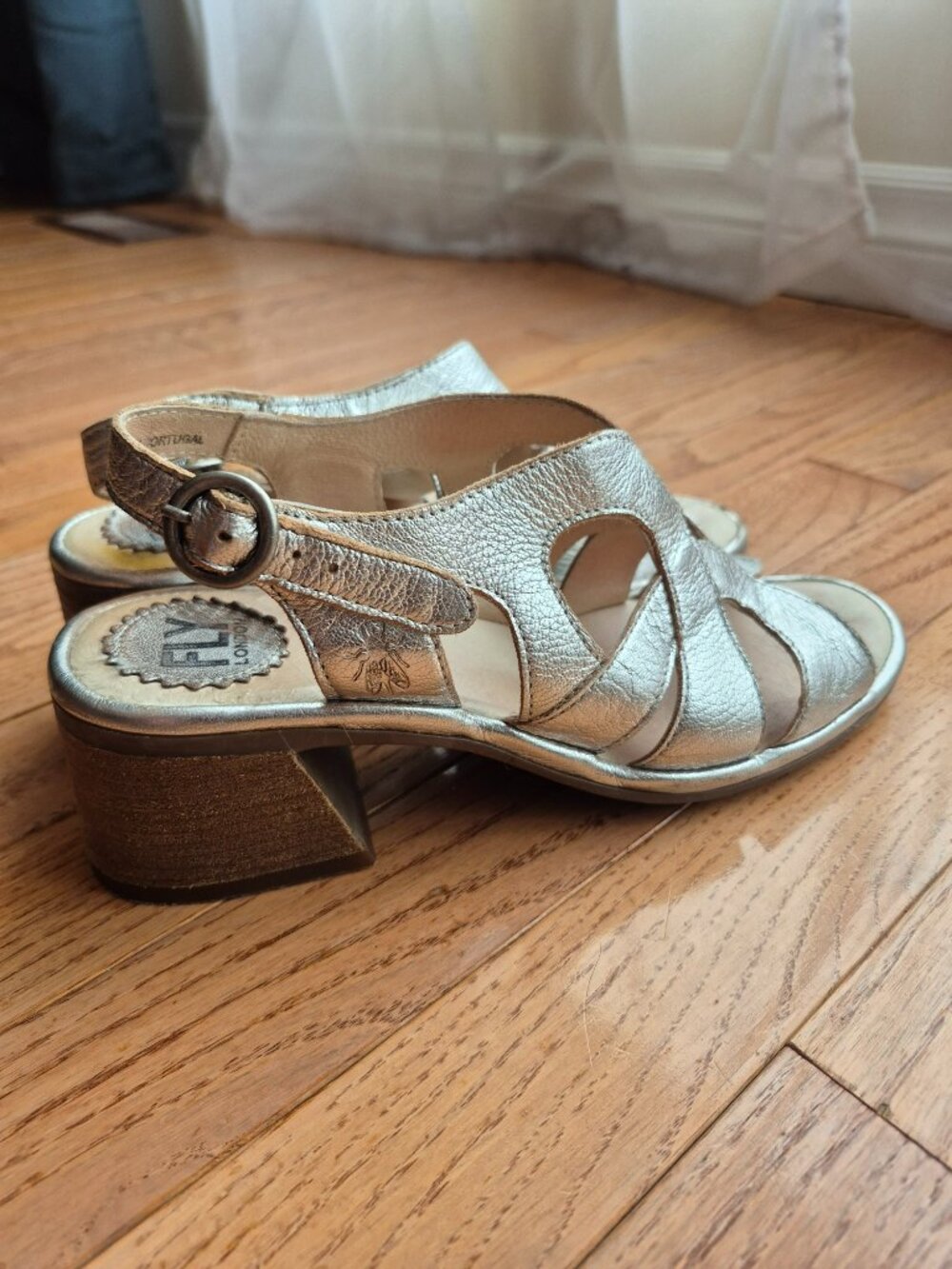 FLY London LARI 180FLY SANDAL SHOE Idra Silver 7.5